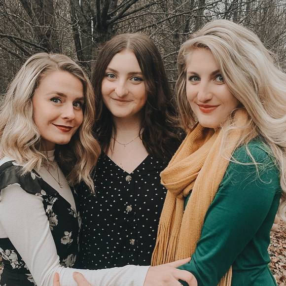 Meet your Posher, Reagan - Picture 1 of 1